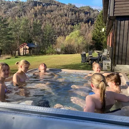 Rongastovo بيت ضيافة Voss